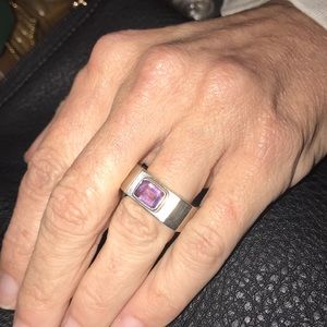 VERY UNIQUE 925 SILVER & AMETHYST RING.